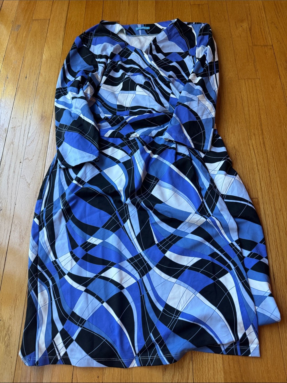 J. McLaughlin Blue, Black & White Abstract Print Dress